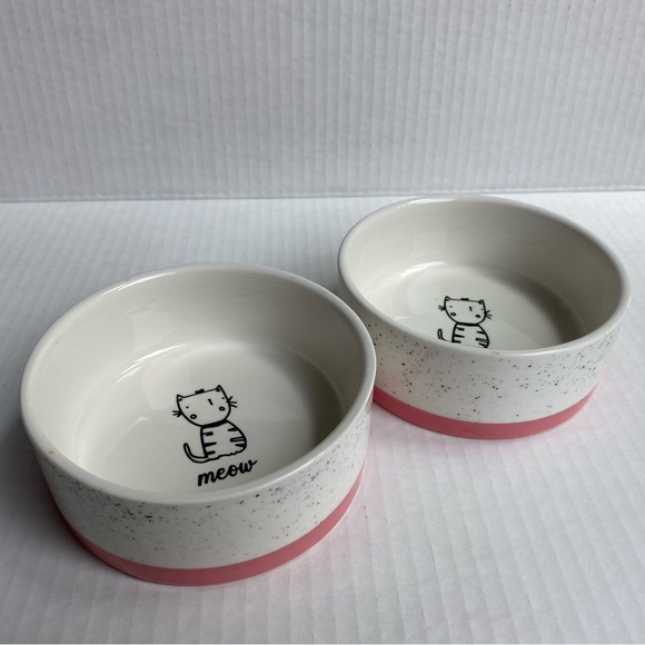 Cat Bowls Signature MEOW Peach White Ceramic Kitty Food Drink EUC 4.5” - Picture 1 of 16